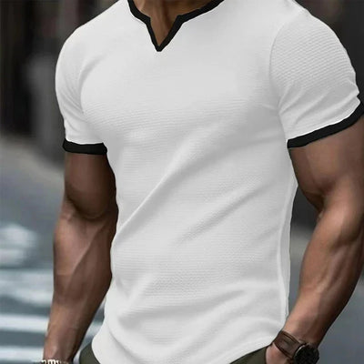 Camiseta casual slim fit con ribetes